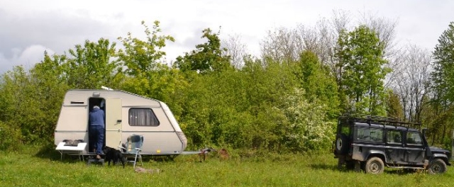 Avontuurlijk kamperen in de natuur